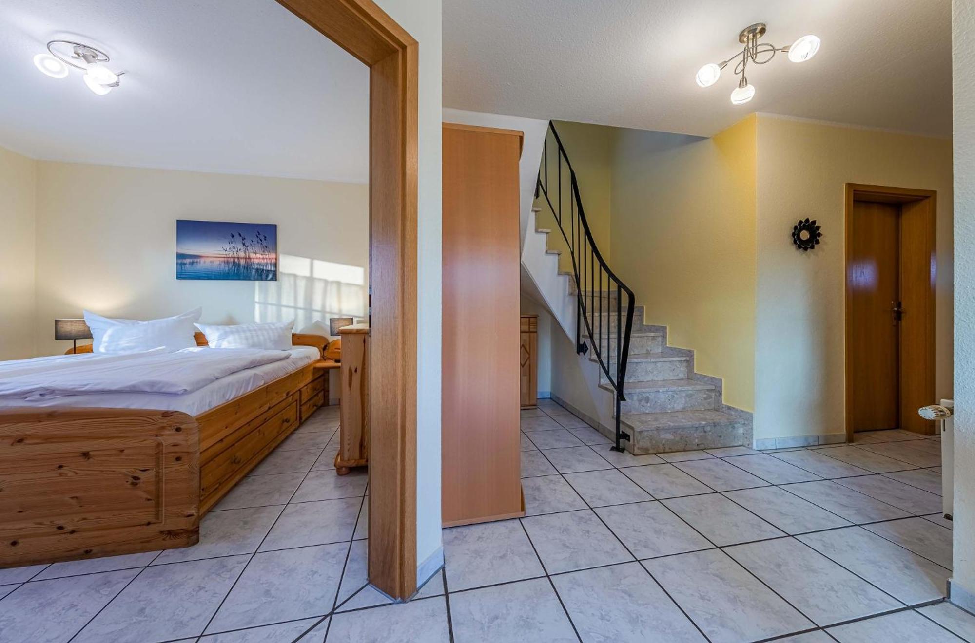 Ferienhaus Schwanensee Fuenfseen Bagian luar foto