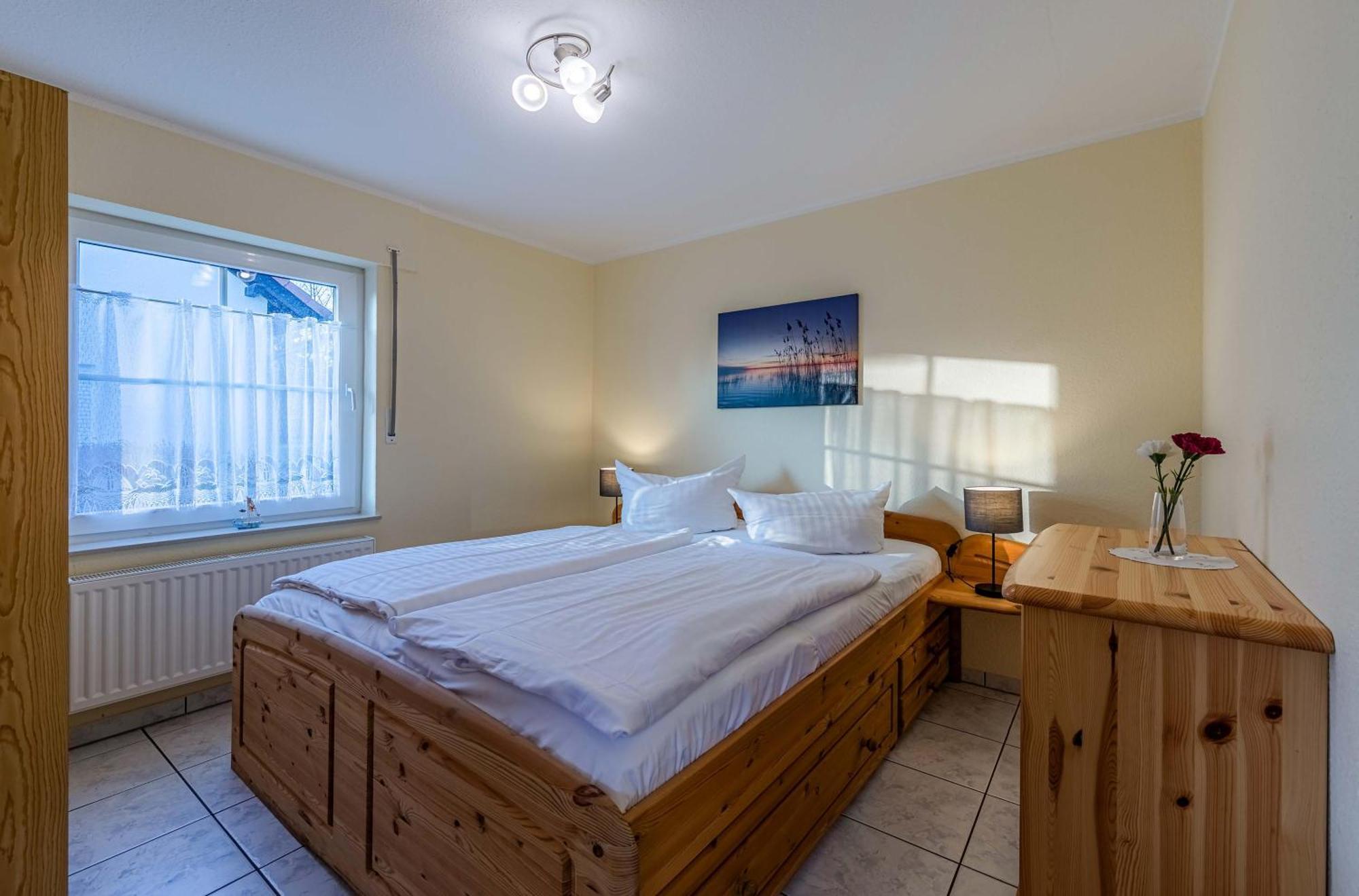 Ferienhaus Schwanensee Fuenfseen Bagian luar foto