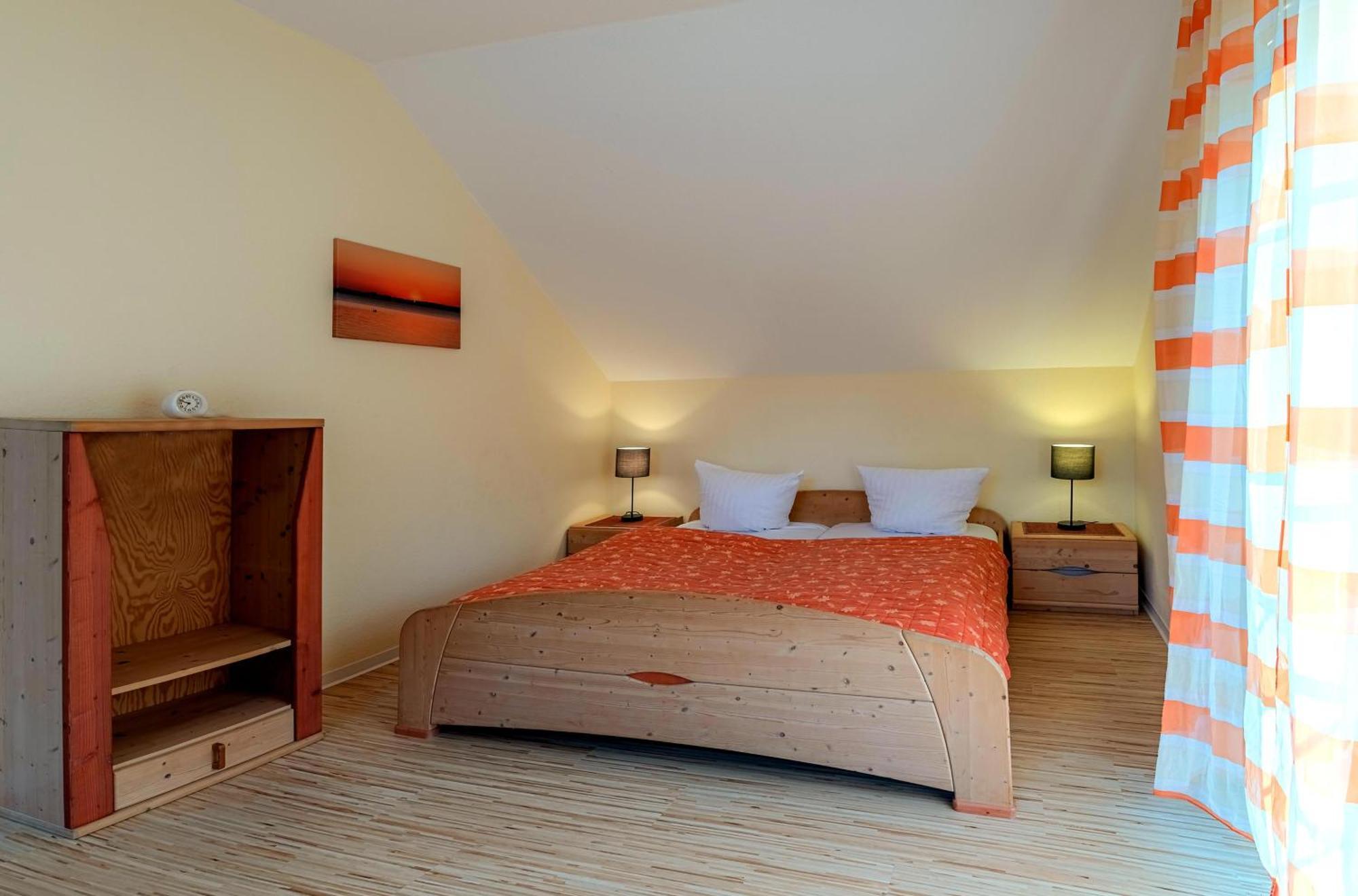 Ferienhaus Schwanensee Fuenfseen Bagian luar foto