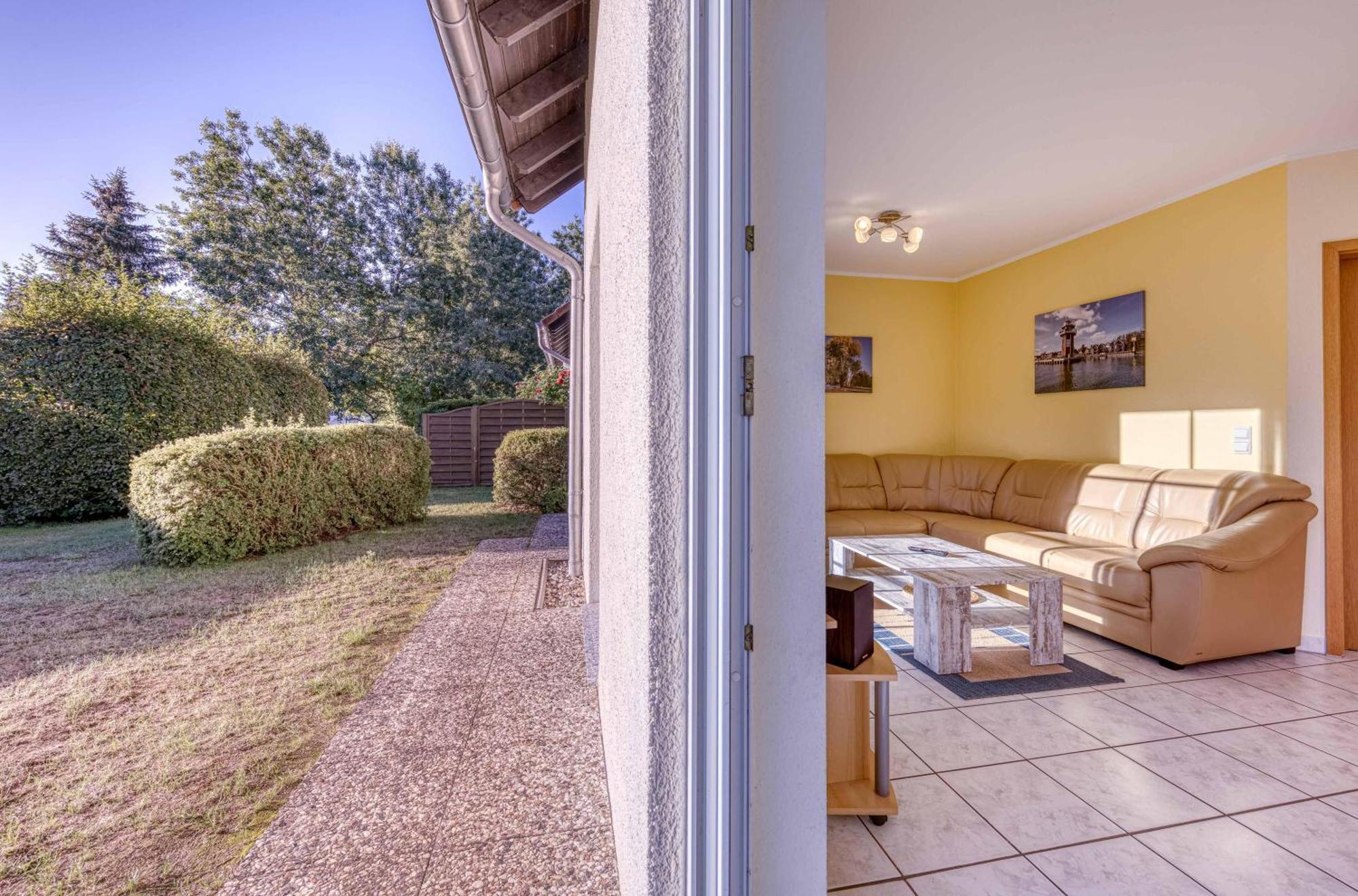 Ferienhaus Schwanensee Fuenfseen Bagian luar foto